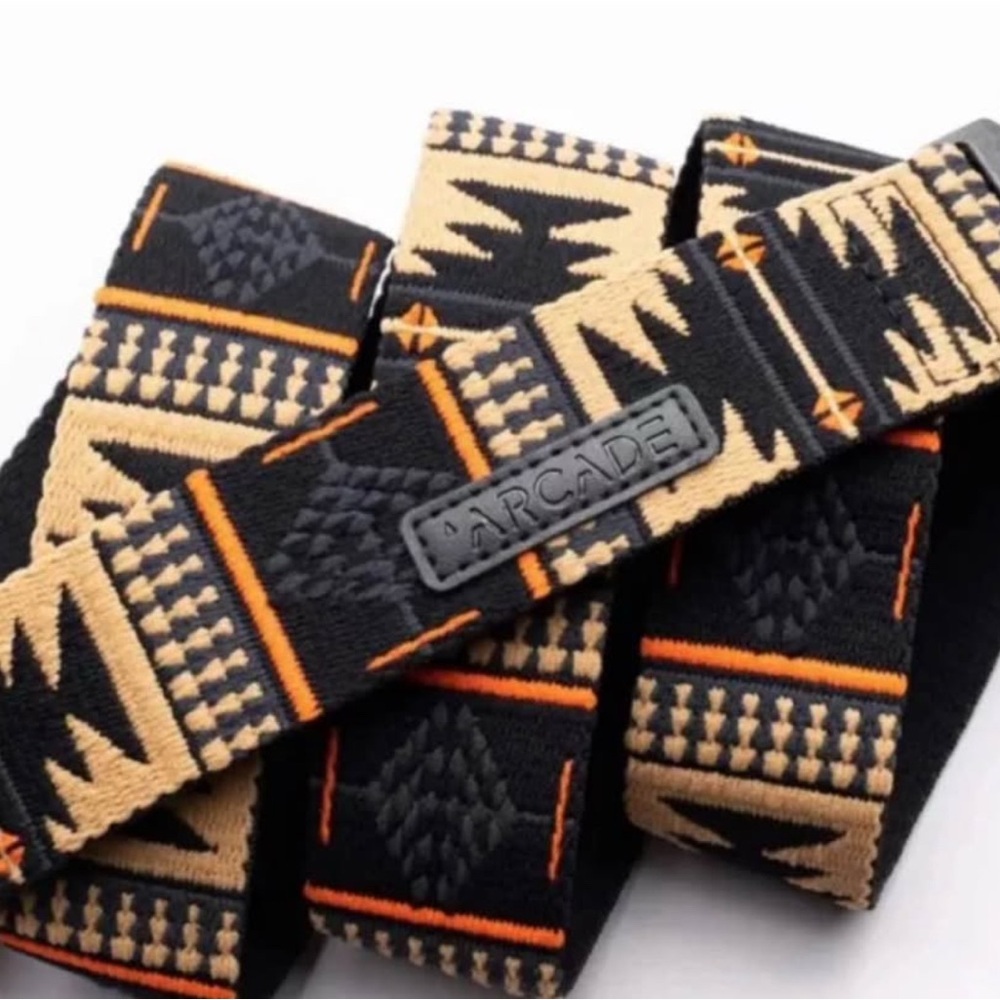 Arcade Black and Tan Geometric Belt